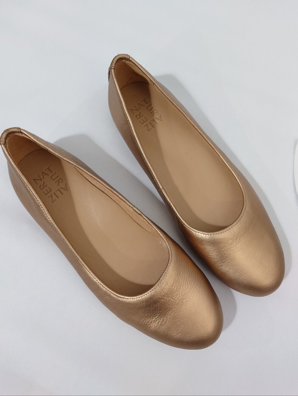Naturalizer Maxwell Gold Leather Ballet Flats Size 7N